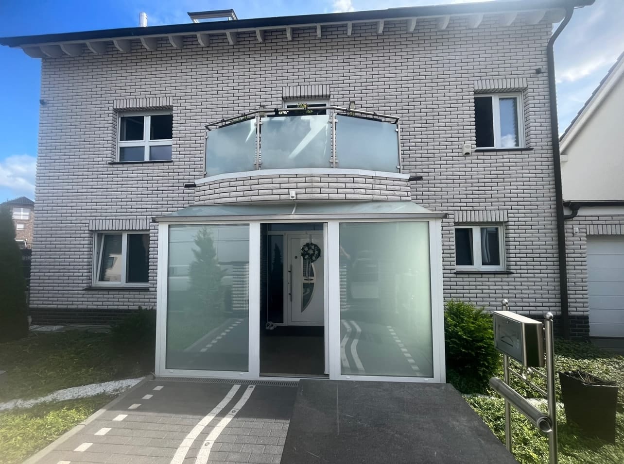 01 balkongelaender glas einfamilienhaus – Fensterbau Moers